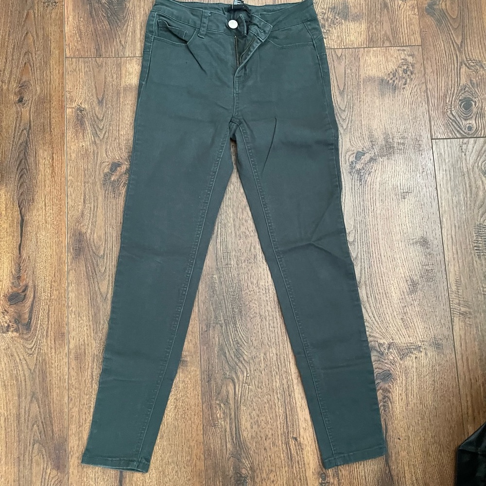 Forever 21 skinny jeans
